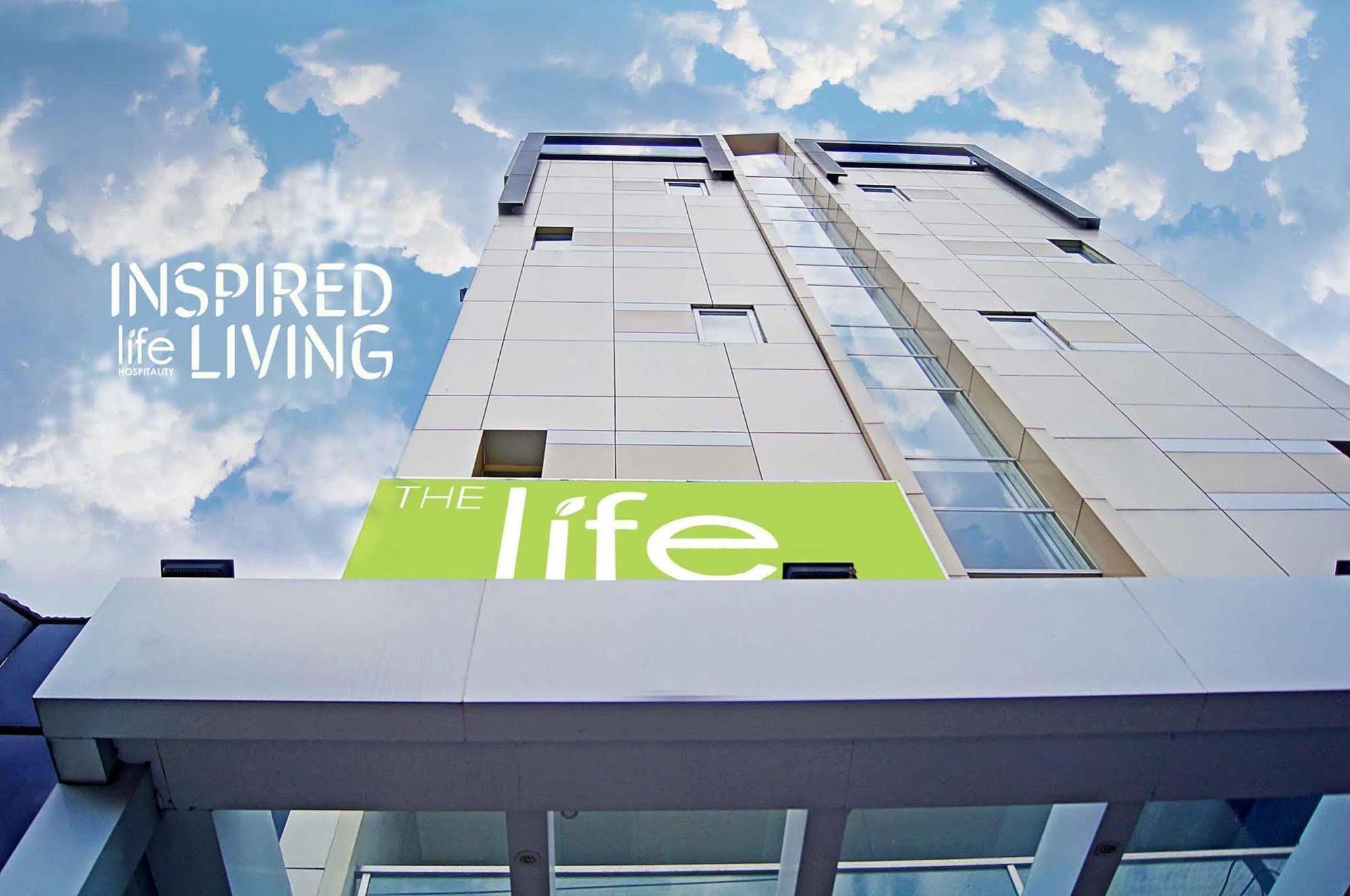 The Life Hotels City Center Сурабая Экстерьер фото